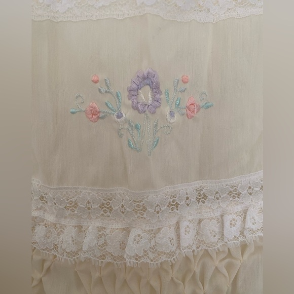 NWOT Rare VTG HTF 1950’s Embroidery Lace Cotton Nightgown Smocked Yellow L - Picture 5 of 13